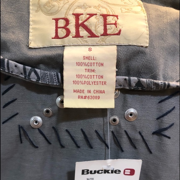 BKE Buckle Fun Jacket NWT - Picture 11 of 12